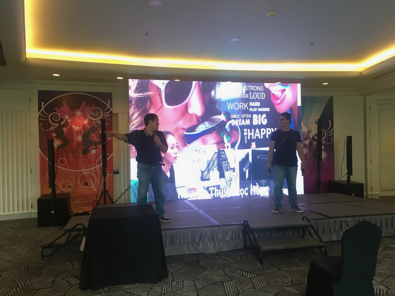 LED Indoor Có Dùng Được Cho Livestream Không?